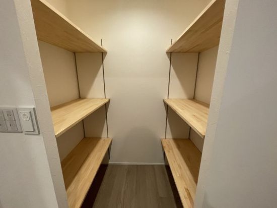 収納　ウォークインクローゼット