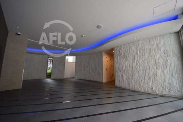 ロビー　セレニテ京橋クレア　ロビー