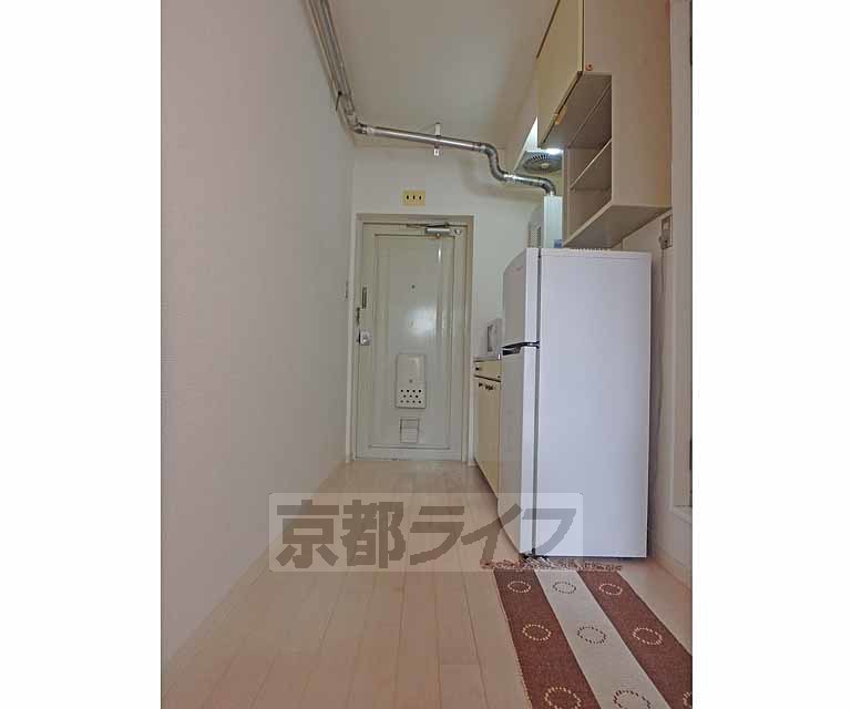 その他部屋・スペース　居室から玄関方向です。