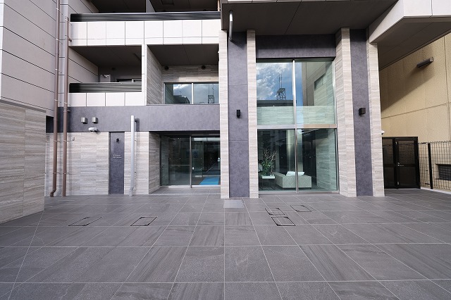 エントランス　エントランス