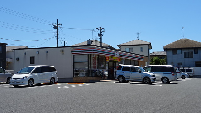 コンビニ　セブン－イレブン　木更津清見台東３丁目店（コンビニ）まで500m