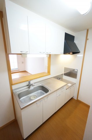 キッチン　※同タイプの写真になります。