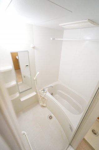 バス・シャワールーム　※同タイプの写真になります。