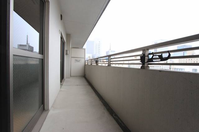 バルコニー　広く使えるバルコニー