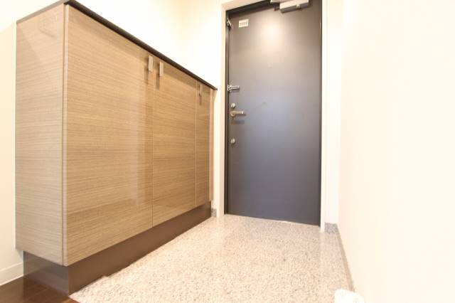 玄関　靴もたくさん入りますね