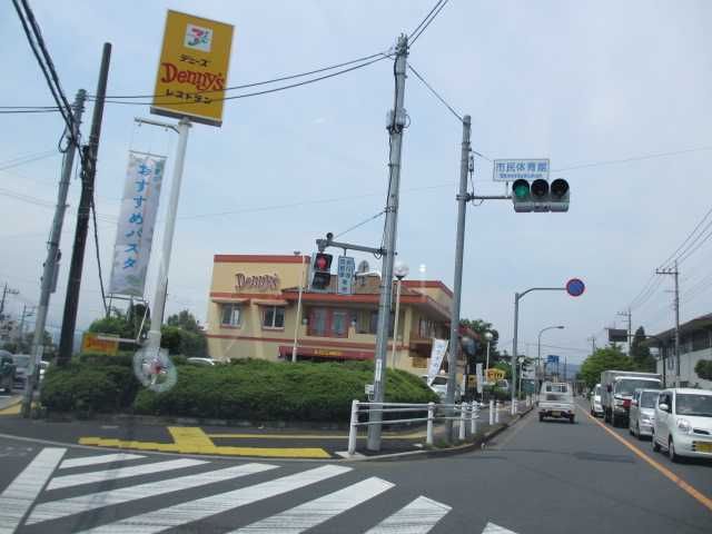 コンビニ　デニーズ（コンビニ）まで350m