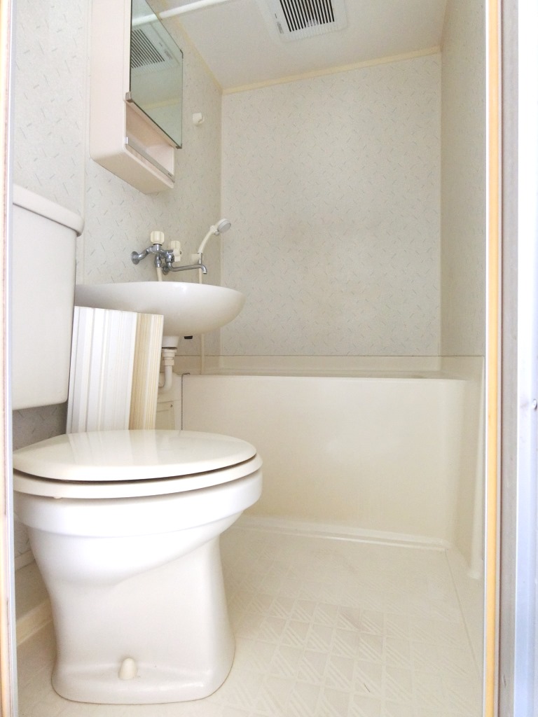 バス・シャワールーム　3点ユニットバス