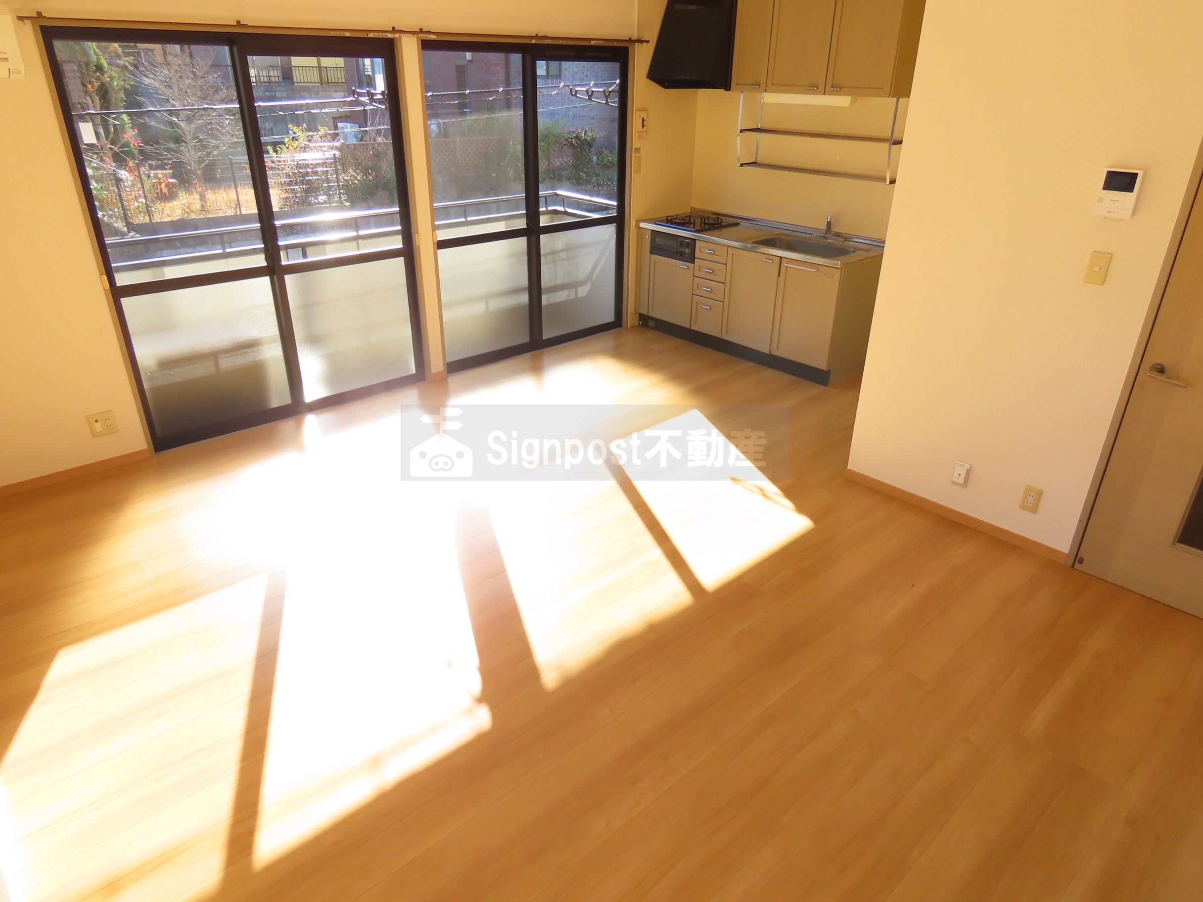 居室・リビング　13.4帖の広々リビング