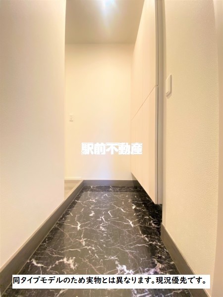 玄関　類似物件内観