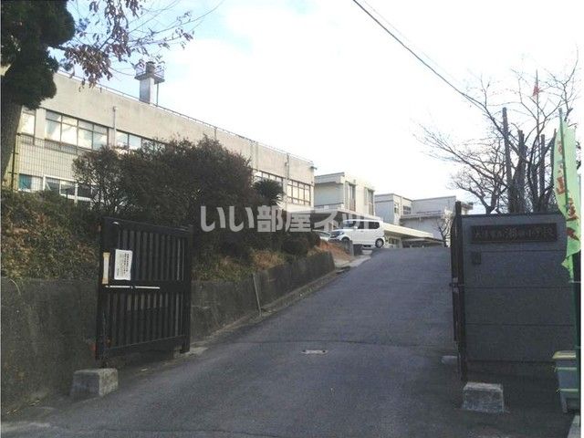 小学校　大津市立瀬田小学校（小学校）まで1884m