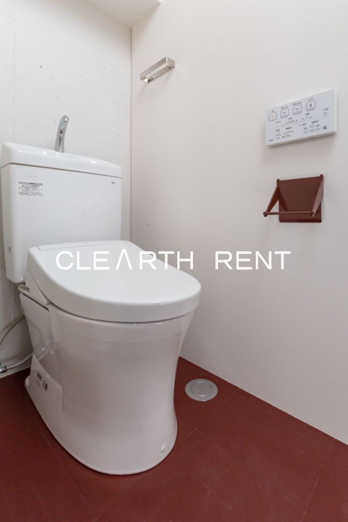 トイレ　温水洗浄便座