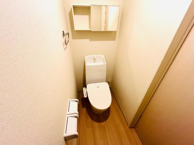 トイレ　シャワー付トイレ