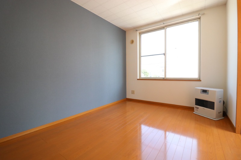 居室・リビング　おしゃれなアクセントクロス♪