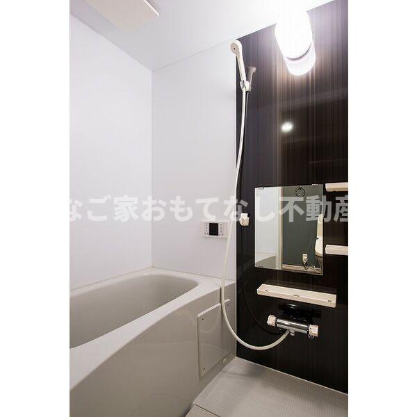 バス・シャワールーム　※写真は別号室