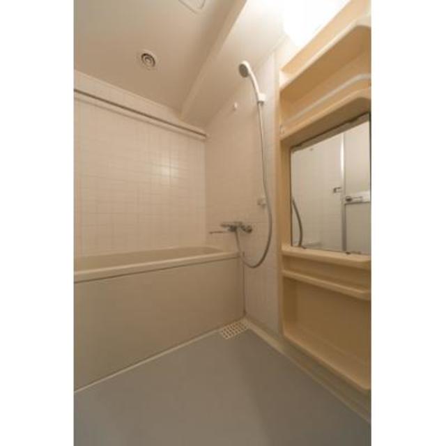 バス・シャワールーム　※写真は同タイプ住戸です。