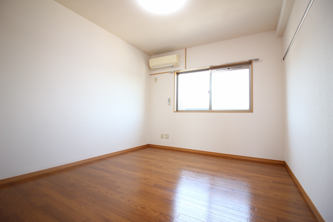 その他部屋・スペース　寝室・洋室7帖・エアコン＆照明器具付き（写真は別室）