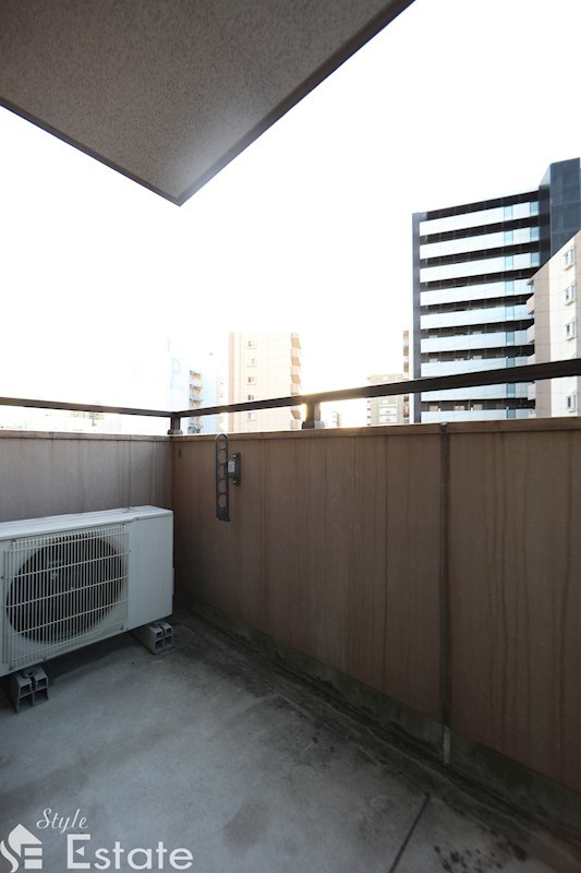 バルコニー　バルコニー