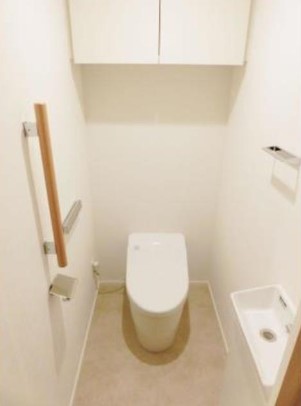 トイレ　※同タイプ参考写真