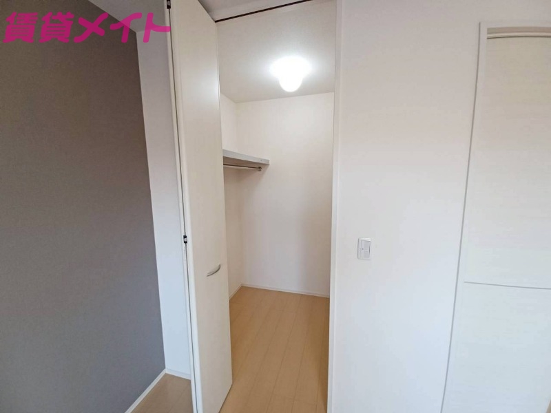 収納　別部屋参考写真です