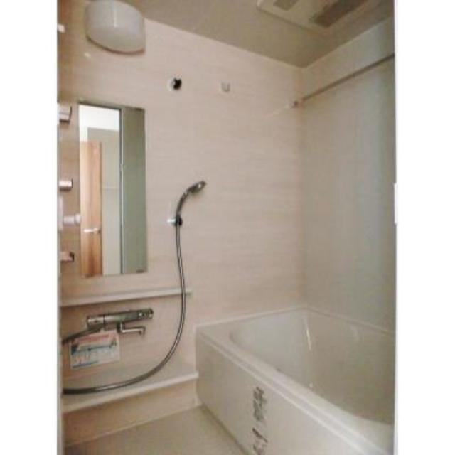 バス・シャワールーム　※写真は同タイプ住戸です。