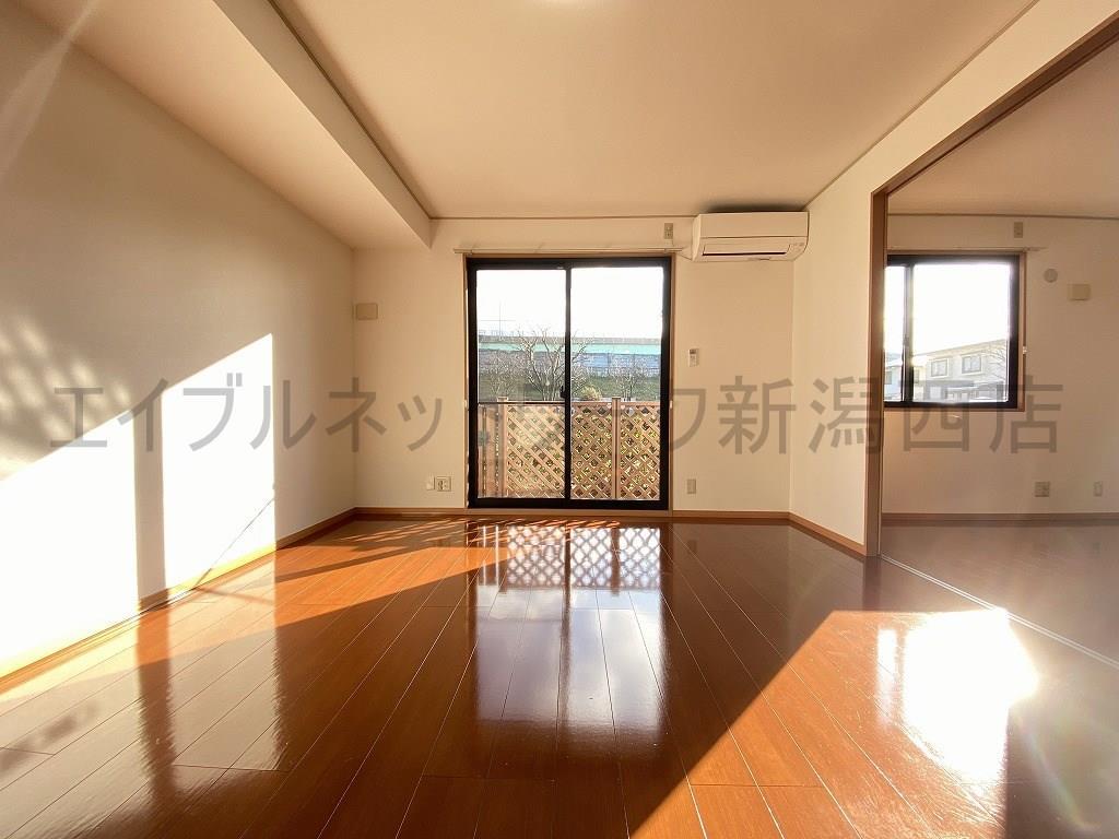 居室・リビング　参考写真