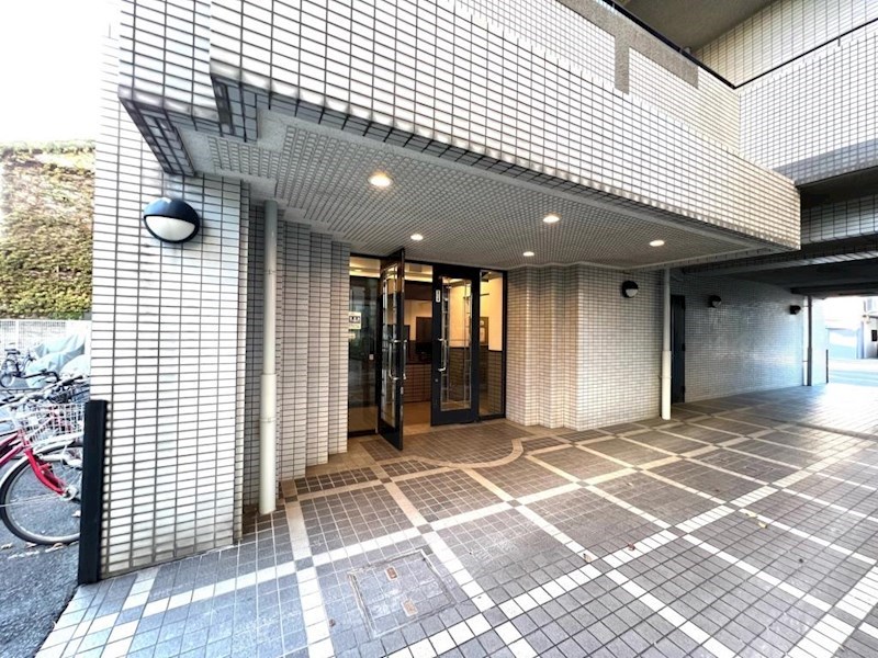 エントランス　建物エントランス