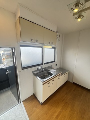 キッチン　キッチンでお料理をお楽しみください