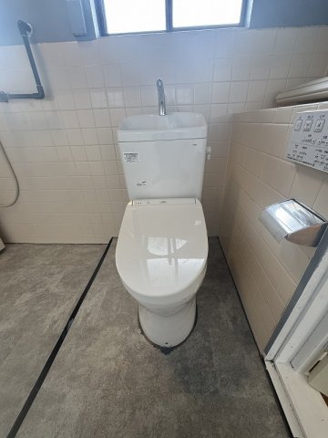 トイレ　ゆったりとした空間のトイレです