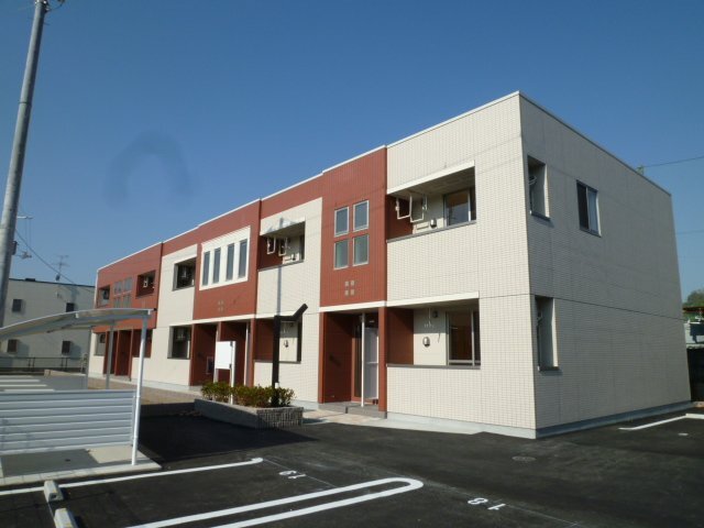 建物外観　外観写真（昼）