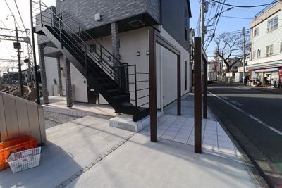 エントランス　★詳細はタウンハウジングまでお気軽に♪★