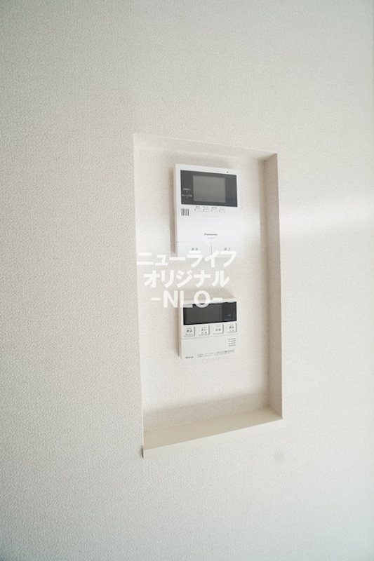 セキュリティ　事前に訪問者を目視してから対応できるTVモニターホン付で安心