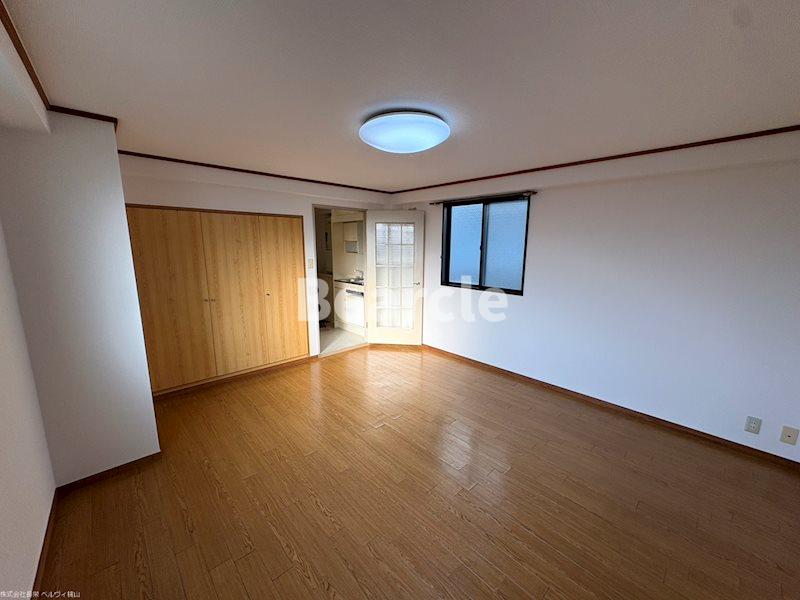 その他部屋・スペース　落ち着いて過ごせるお部屋なので、寝室にいかがでしょうか