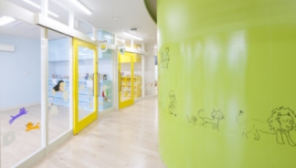 幼稚園・保育園　両国・なかよし保育園（幼稚園・保育園）まで75m