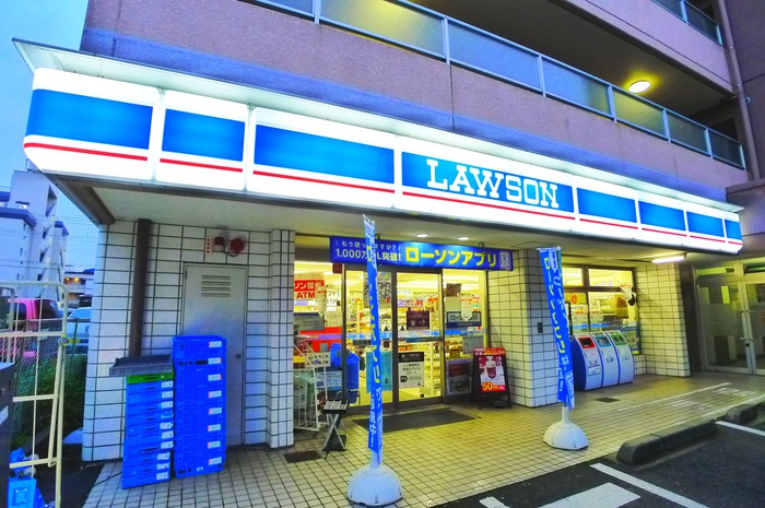 コンビニ　ローソン（コンビニ）まで80m