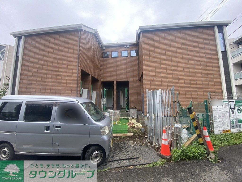 エントランス　駐車場
