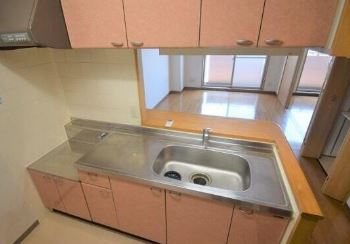 キッチン　※別のお部屋の画像です