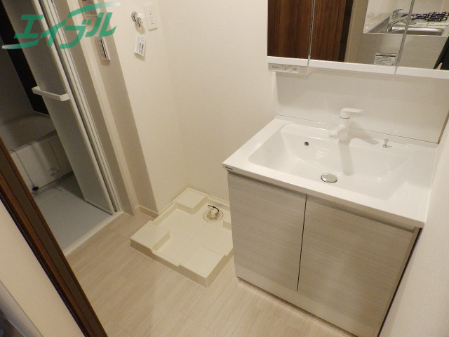 洗面設備　別部屋の参考写真です。