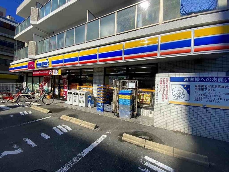 コンビニ　ミニストップ柏里2丁目店（コンビニ）まで49m