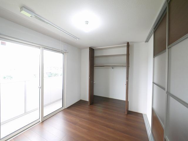 収納　たっぷりとした収納スペースです