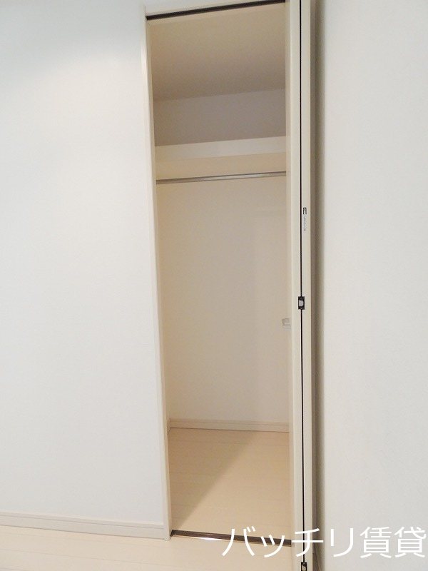 収納　同型タイプの為、現状を優先致します。