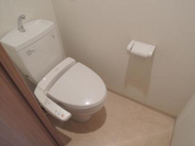 ジュネーゼグラン京町堀のトイレ写真