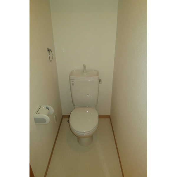 ル セルクルのトイレ写真