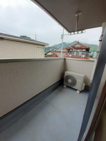 バルコニー　バルコニーがあります