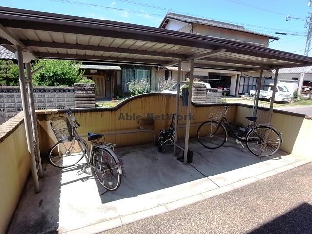 名鉄各務原線 新鵜沼駅 徒歩15分 2階建 築19年の外観写真