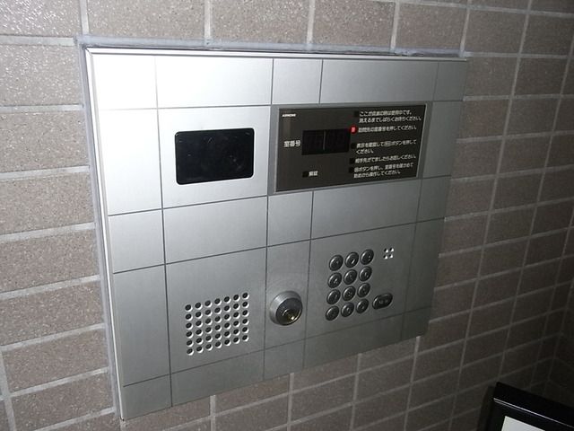 セキュリティ　オートロック完備