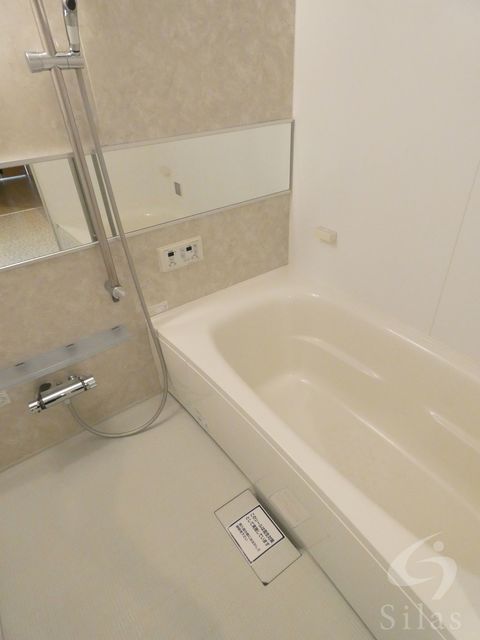 ＪＲ片町線 長尾駅 徒歩3分 2階建 築11年の風呂写真