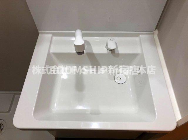 ＪＲ埼京線 戸田公園駅 徒歩8分 3階建 築8年の内装写真