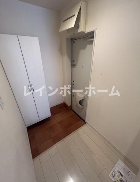 玄関　別部屋。参考写真。