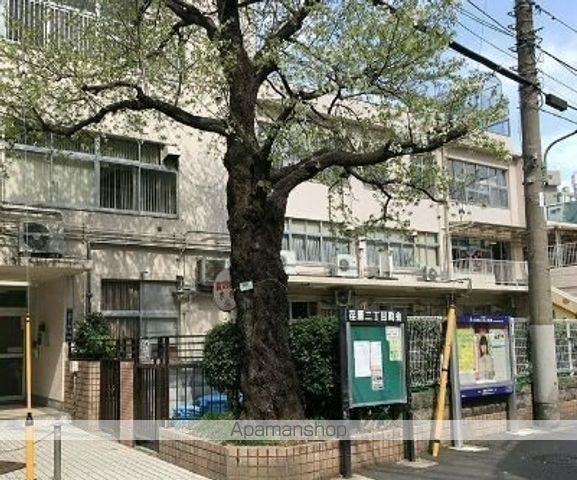 幼稚園・保育園　荏原保育園（幼稚園・保育園）まで215m