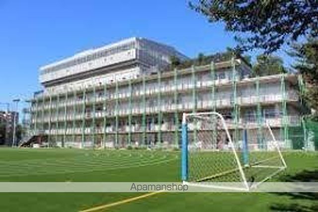 中学校　荏原平塚中学校（中学校）まで390m